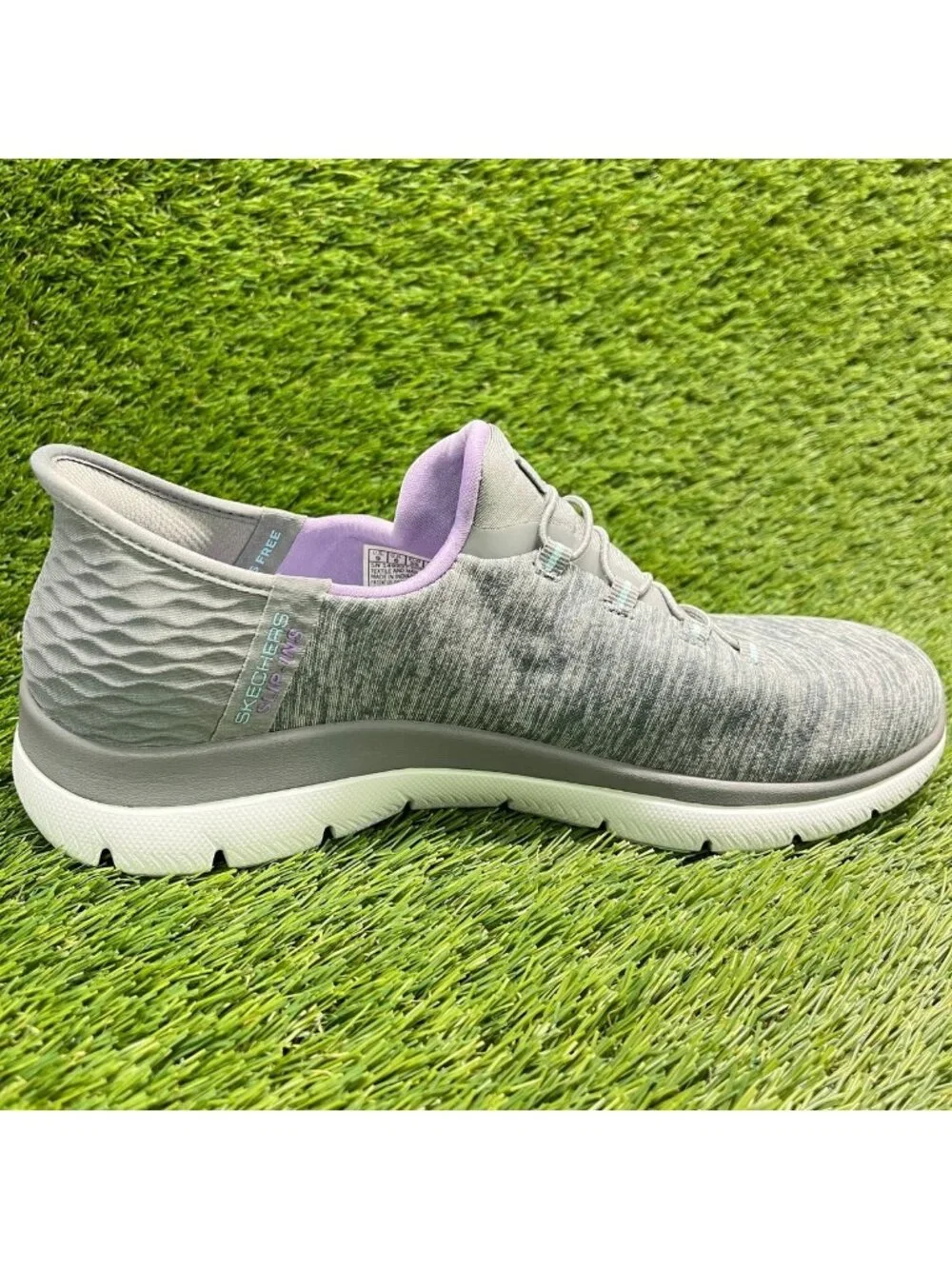 Skechers please review